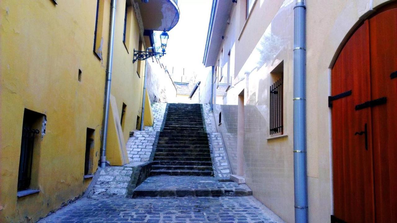Dunapart Apartmán *